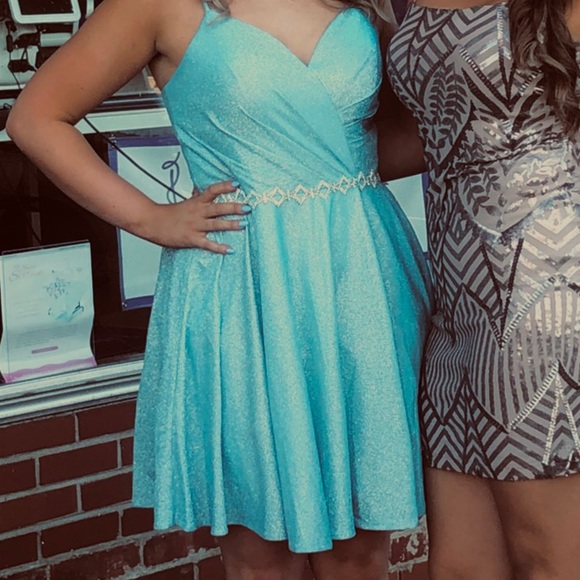 Light blue homecoming dress with sparkles - Picture 2 of 4